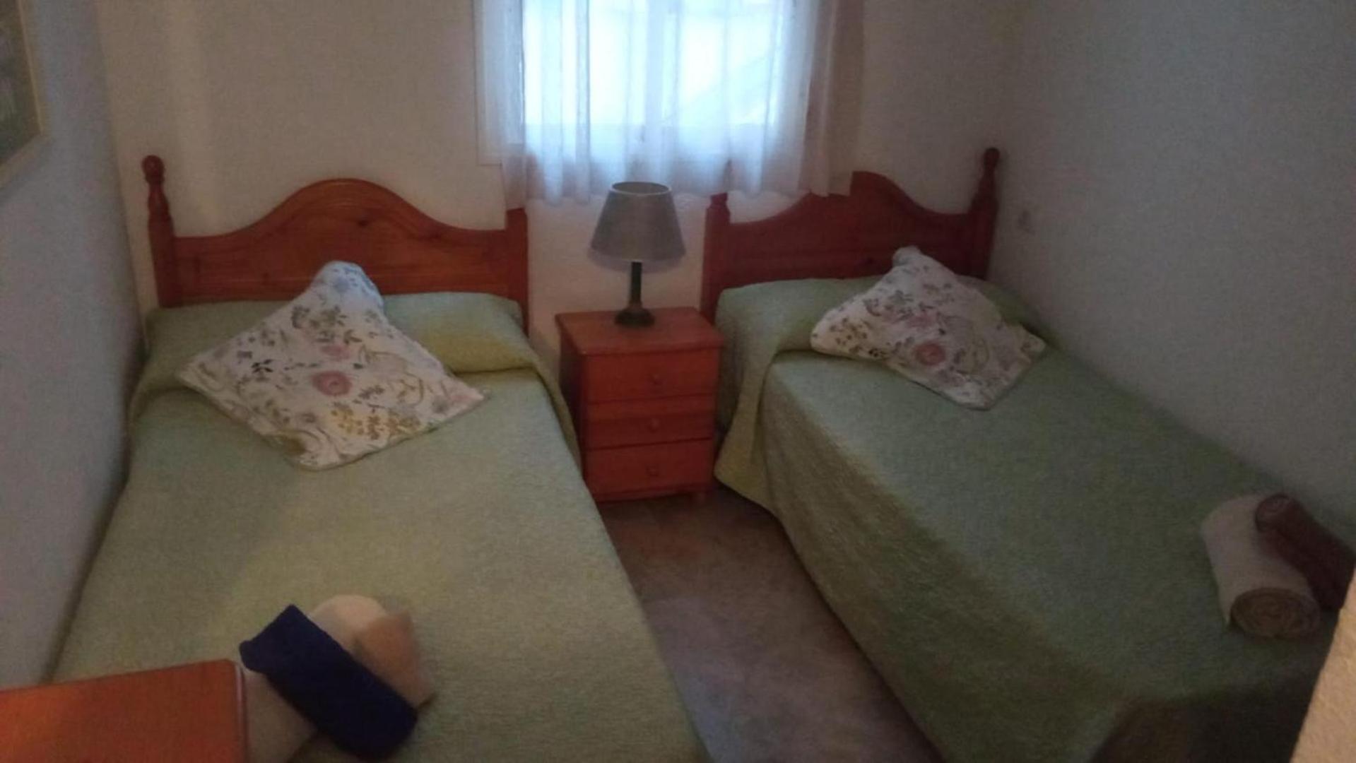 Central 2-Bed Apartment In Estepona Port Екстер'єр фото